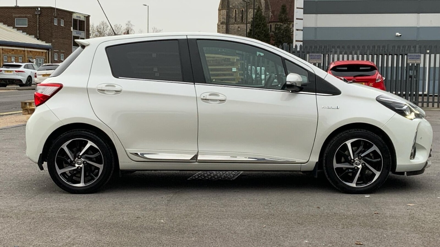 Used Toyota Yaris 2020 for sale - 77763410: Photo 18