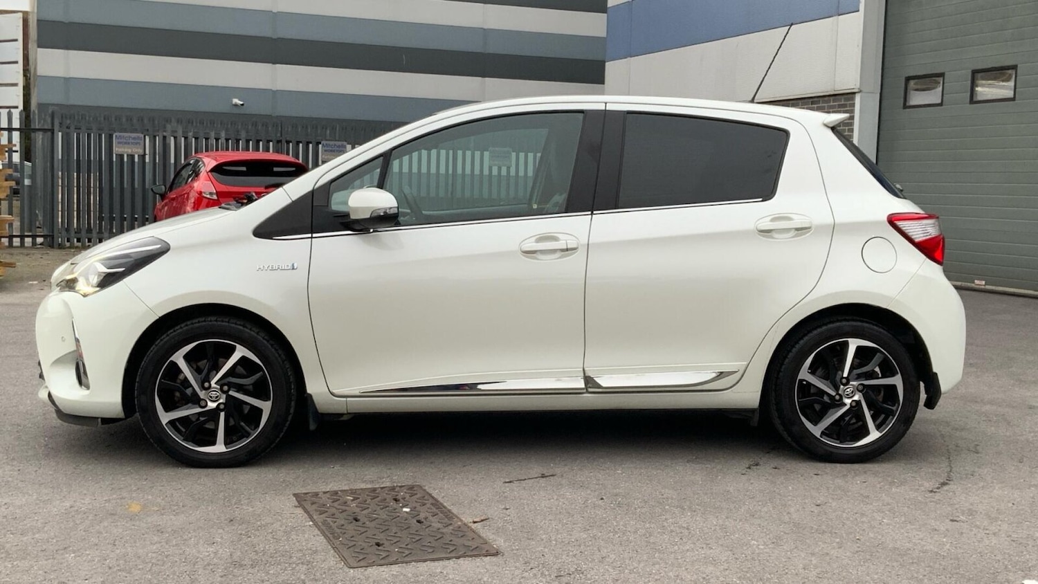 Used Toyota Yaris 2020 for sale - 77763410: Photo 19