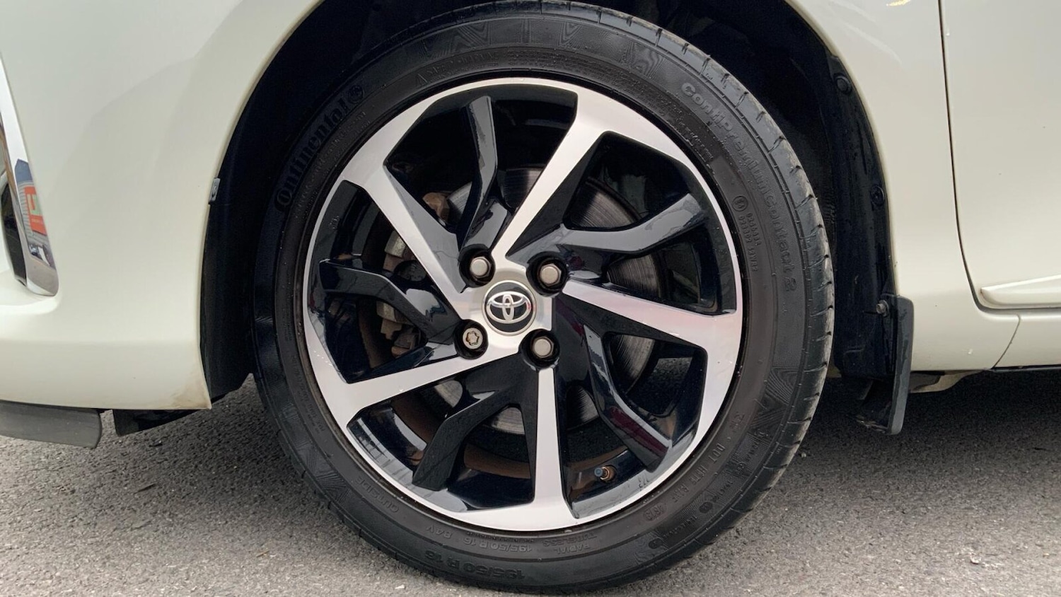 Used Toyota Yaris 2020 for sale - 77763410: Photo 20