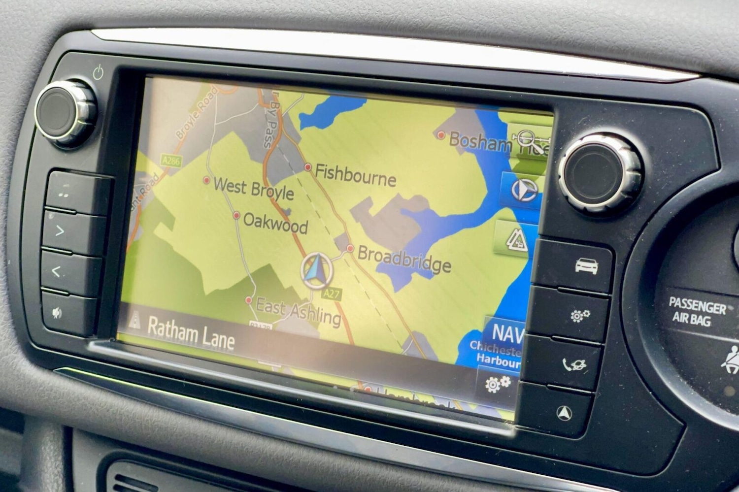 Used Toyota Yaris 2015 for sale - 76673586: Photo 2