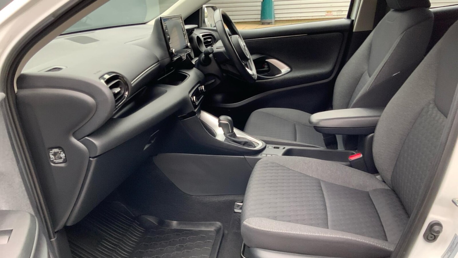 Used Toyota Yaris 2021 for sale - 76696939: Photo 14