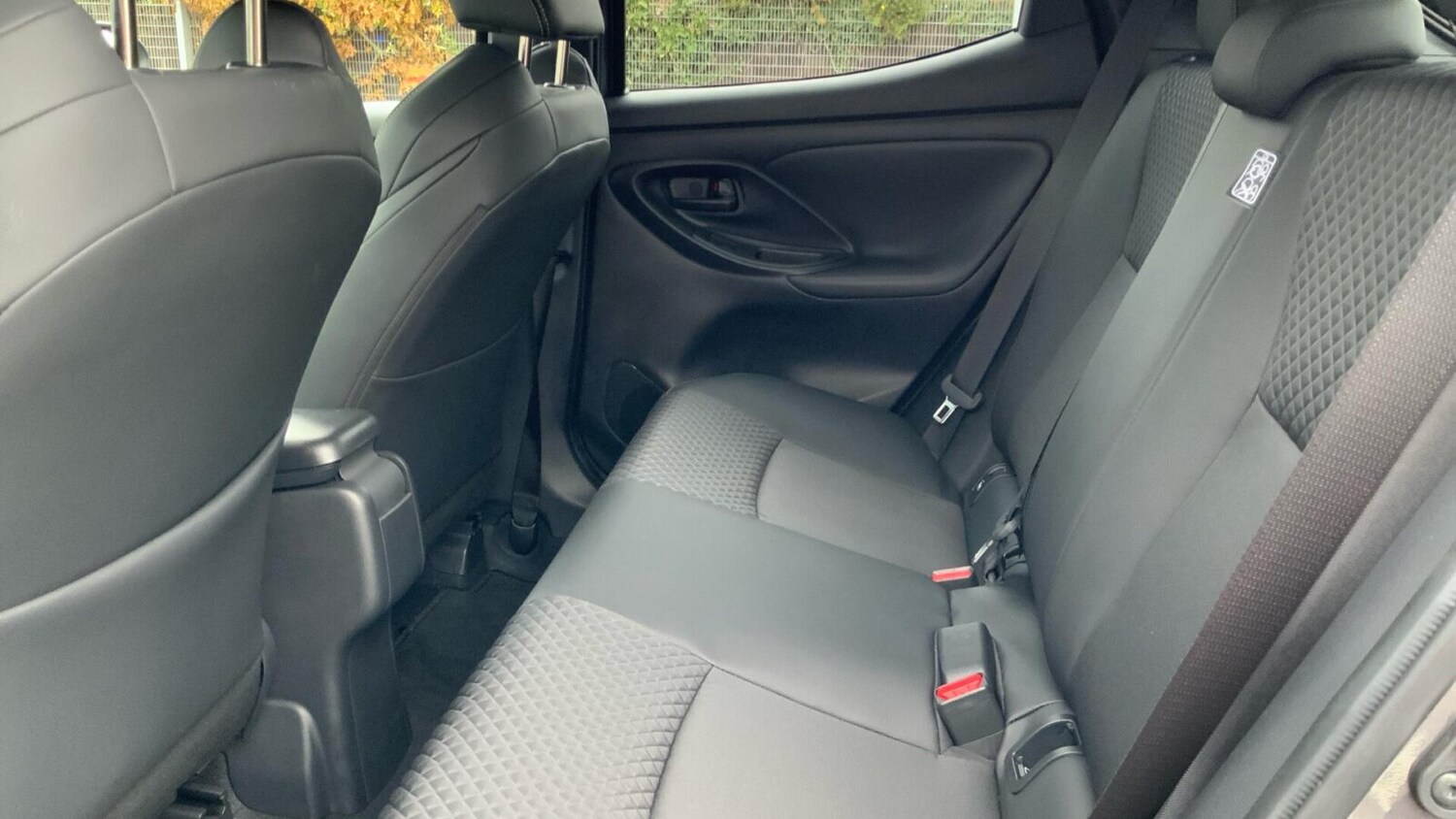 Used Toyota Yaris 2025 for sale - 76679260: Photo 18