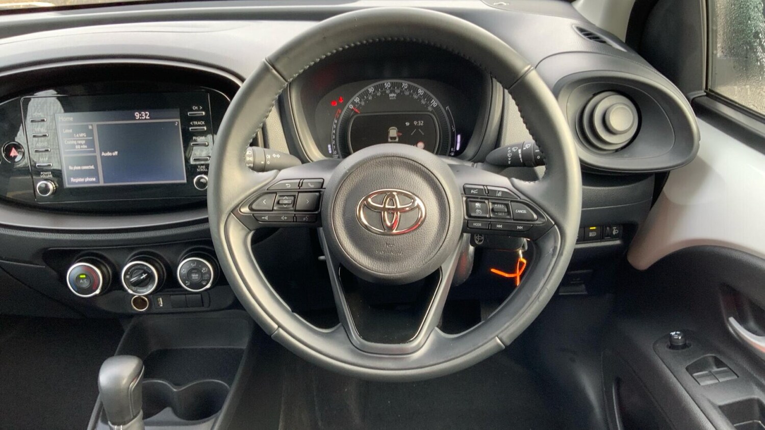 Used Toyota Aygo X 2022 for sale - 77941882: Photo 8