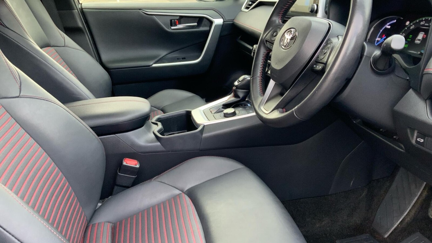 Used Toyota RAV4 2022 for sale - 77891725: Photo 15