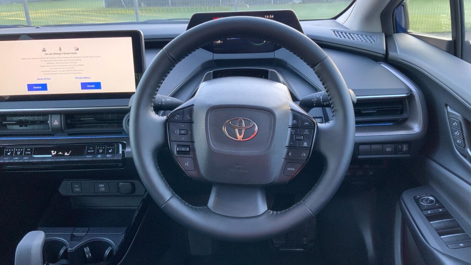 Used Toyota Prius 2025 for sale - 77673346: Photo 8