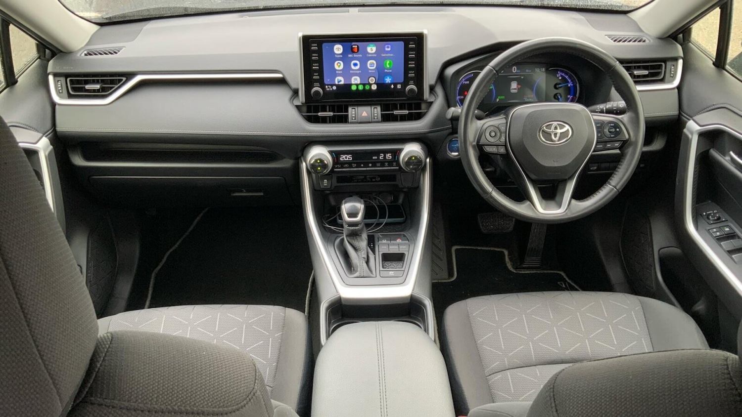 Used Toyota RAV4 2021 for sale - 77450571: Photo 8