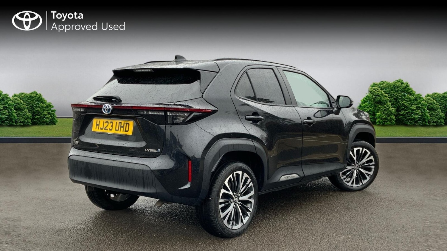 Used Toyota Yaris Cross 2023 for sale - 77972331: Photo 2