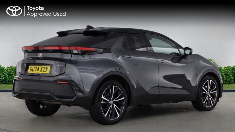Used Toyota C-HR 2024 for sale - 77665559: Photo 2