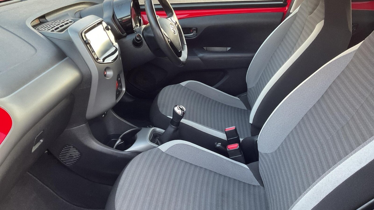 Used Toyota AYGO 2019 for sale - 77679381: Photo 13