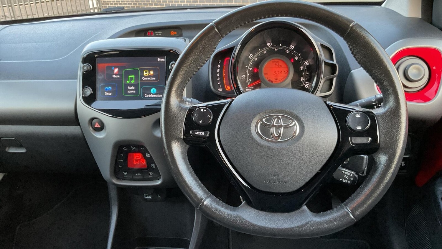 Used Toyota AYGO 2019 for sale - 77679381: Photo 8