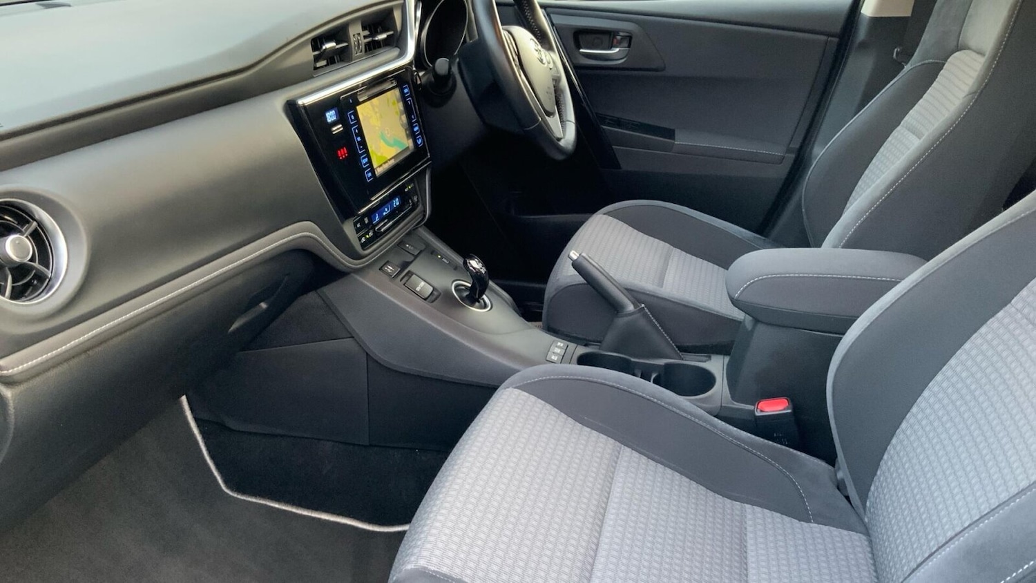 Used Toyota Auris 2018 for sale - 78005173: Photo 12