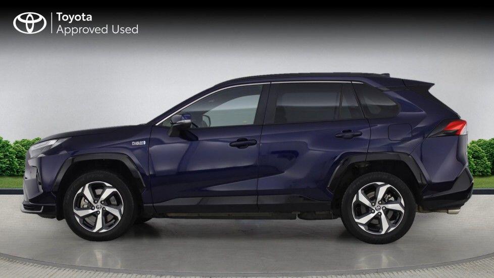Used Toyota RAV4 2024 for sale - 77010031: Photo 8