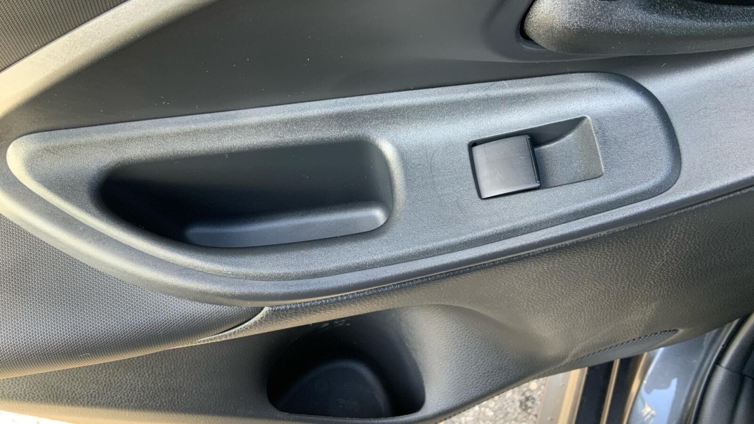 Used Toyota Yaris 2023 for sale - 77968286: Photo 17