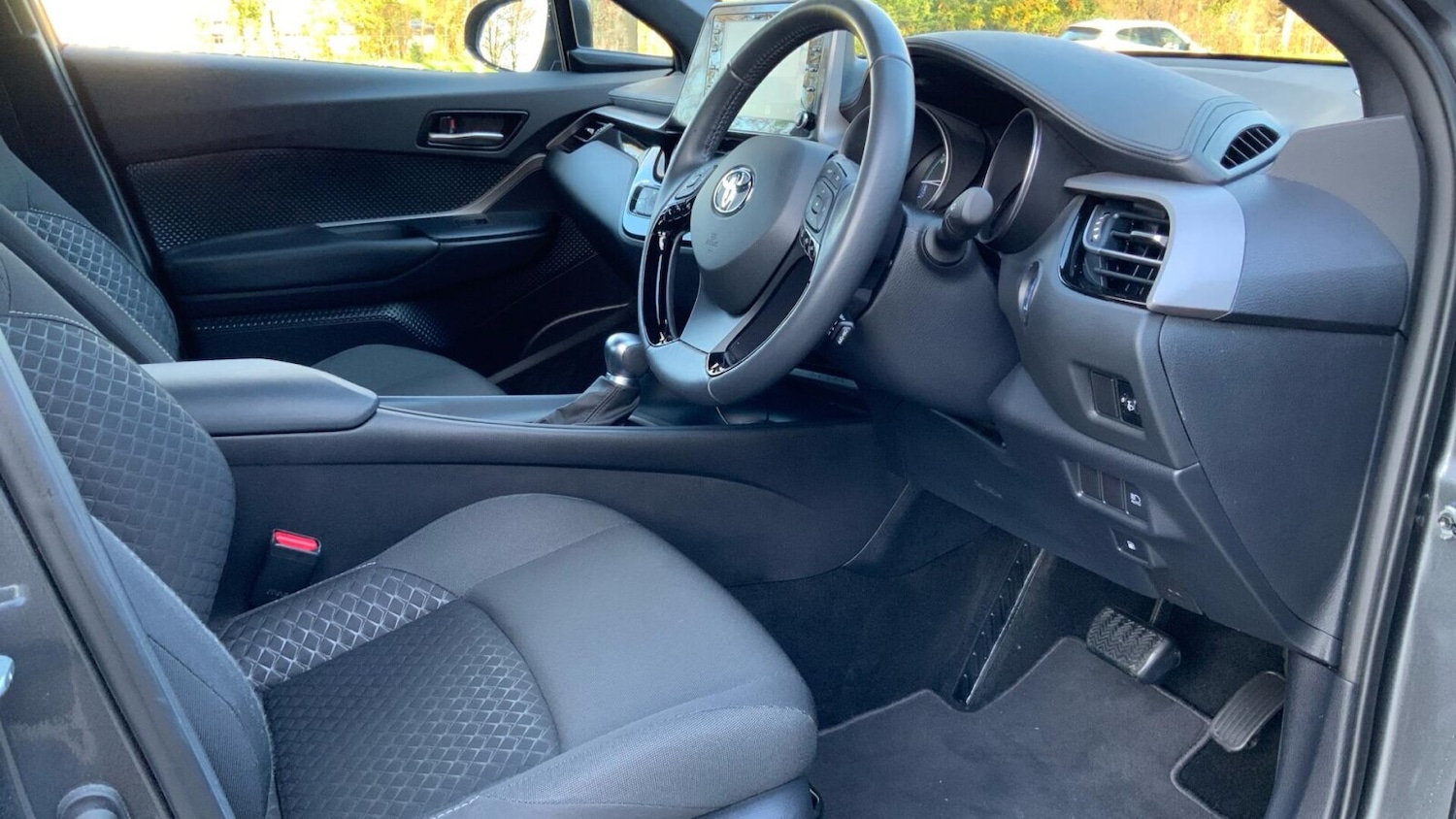 Used Toyota C-HR 2022 for sale - 77013345: Photo 13