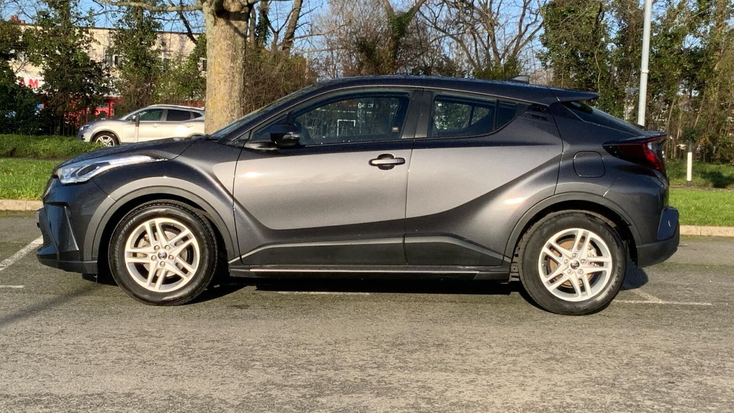 Used Toyota C-HR 2022 for sale - 77013345: Photo 19