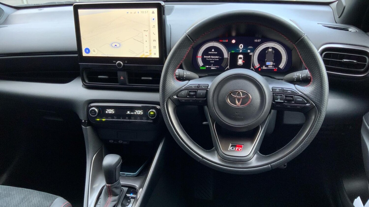 Used Toyota Yaris 2024 for sale - 76677290: Photo 15