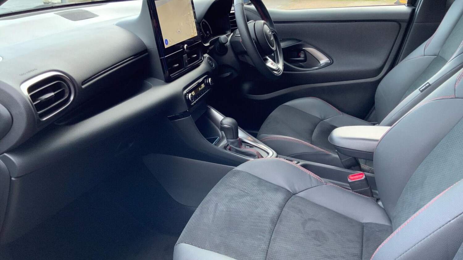 Used Toyota Yaris 2024 for sale - 76677290: Photo 19