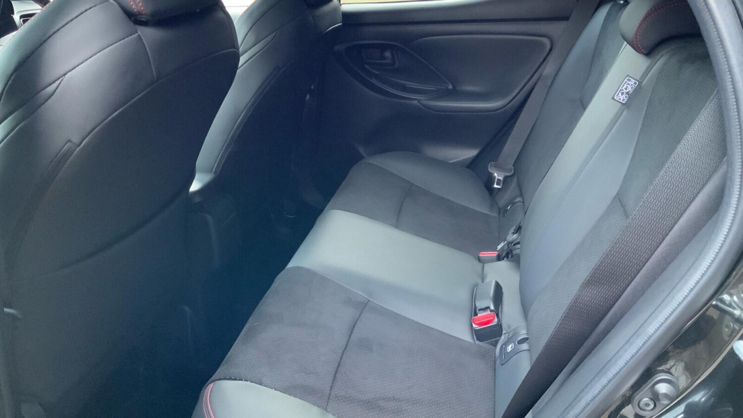 Used Toyota Yaris 2024 for sale - 76677290: Photo 22