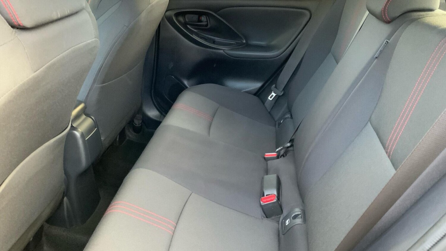 Used Toyota Yaris 2023 for sale - 76676406: Photo 15