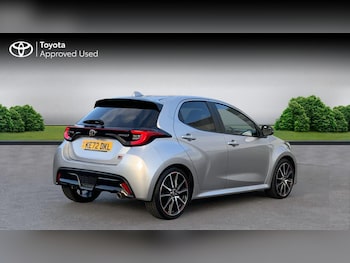 Used Toyota Yaris 2023 for sale - 76676406: Photo