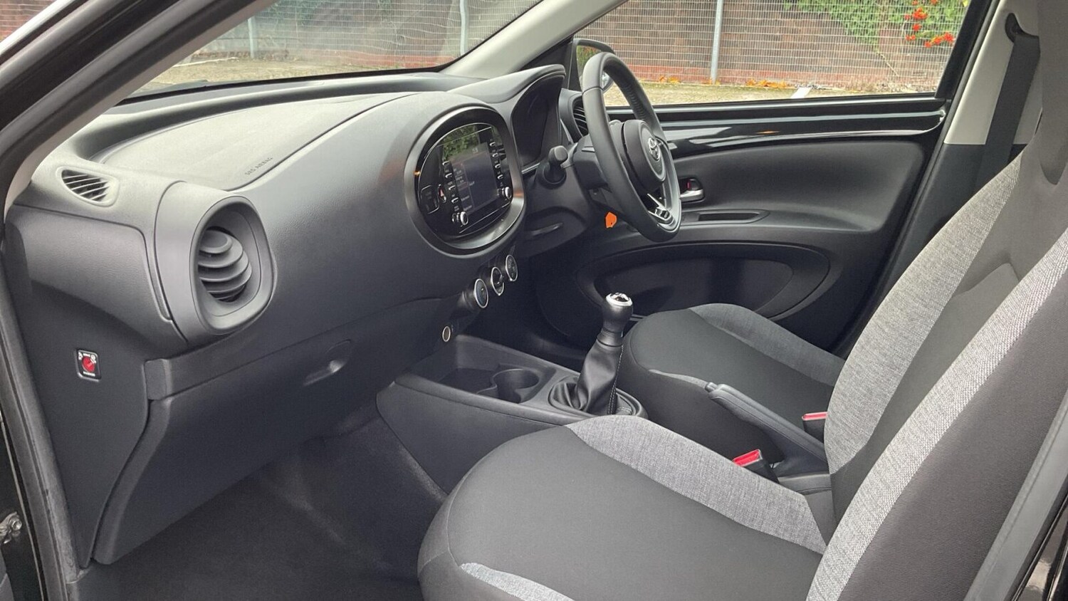 Used Toyota Aygo X 2023 for sale - 76676596: Photo 14