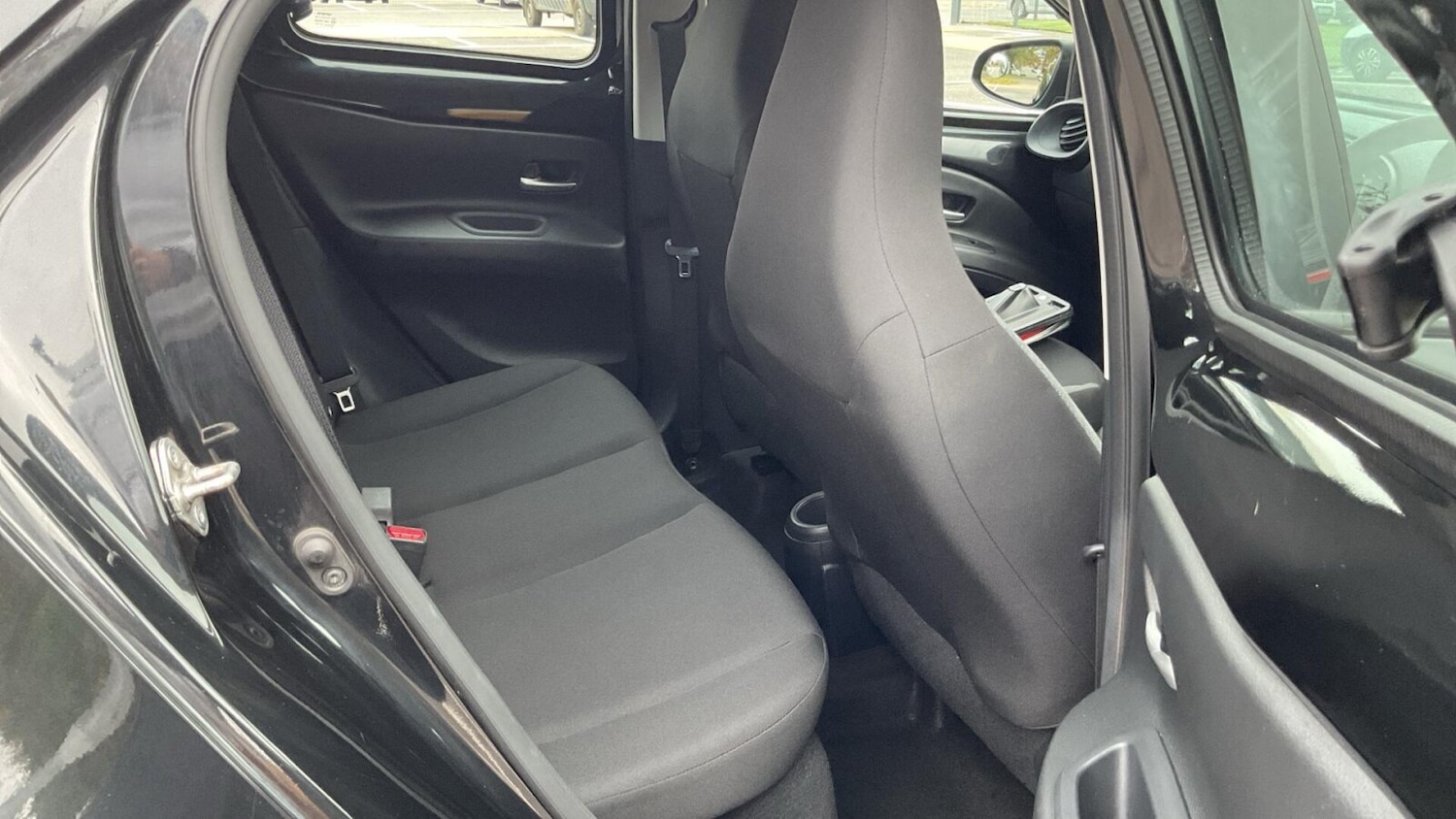 Used Toyota Aygo X 2023 for sale - 76676596: Photo 16