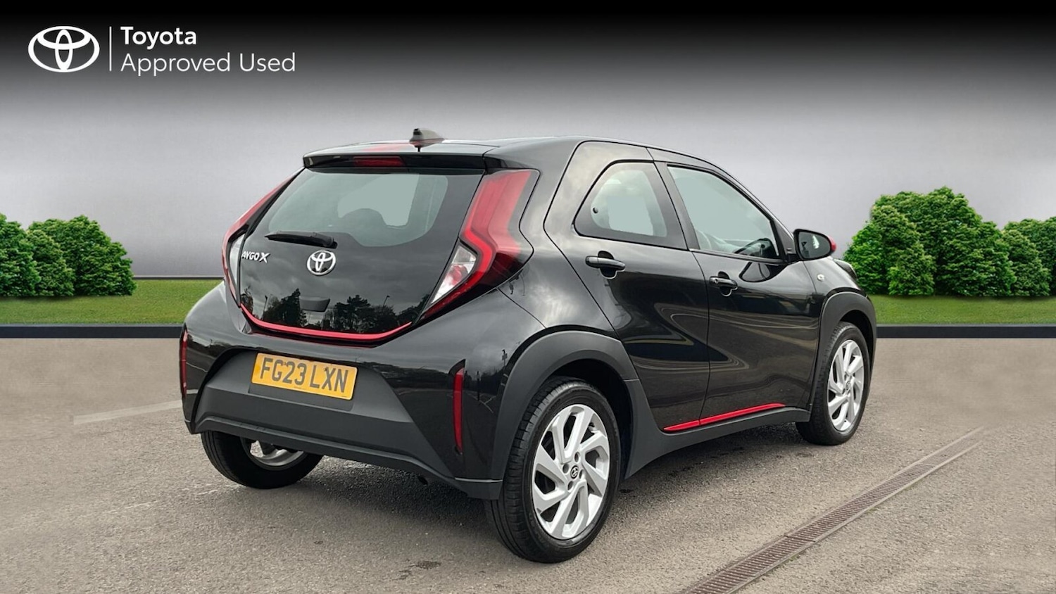 Used Toyota Aygo X 2023 for sale - 76676596: Photo 2