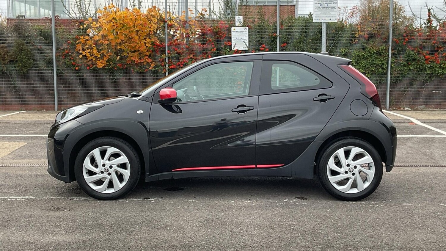 Used Toyota Aygo X 2023 for sale - 76676596: Photo 21