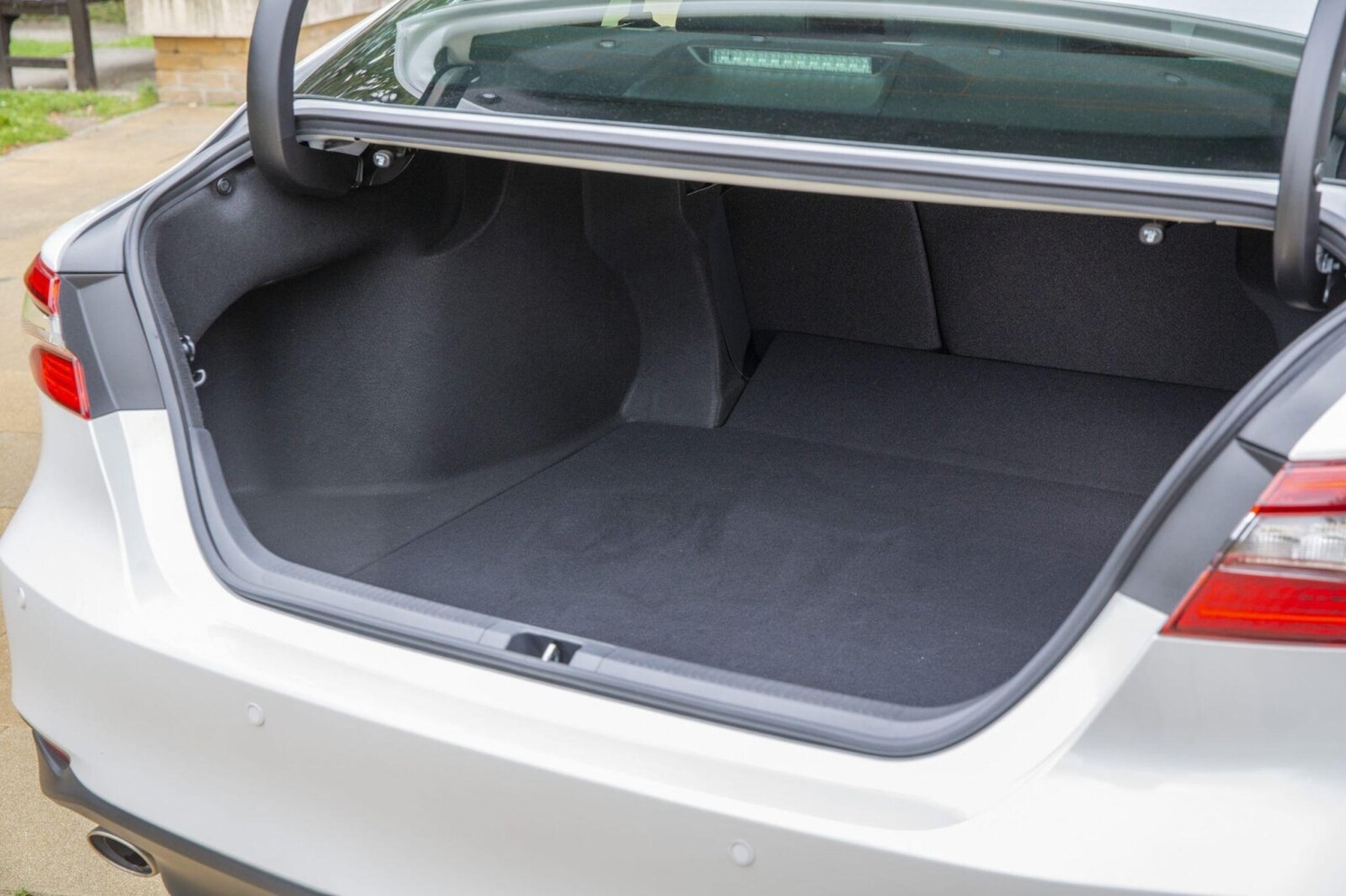 Used Toyota Camry 2019 for sale - 76673730: Photo 10