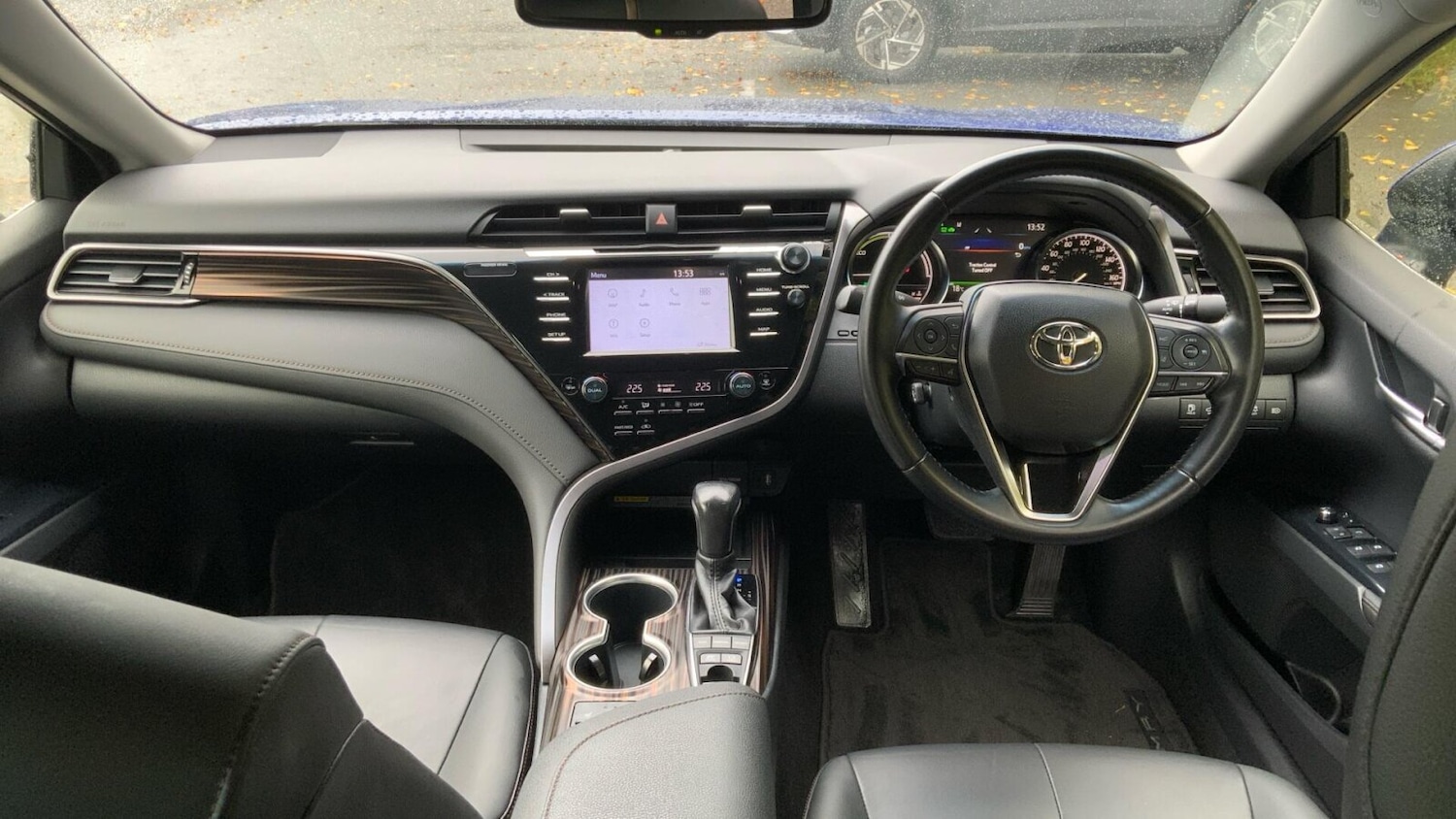 Used Toyota Camry 2019 for sale - 76673730: Photo 13