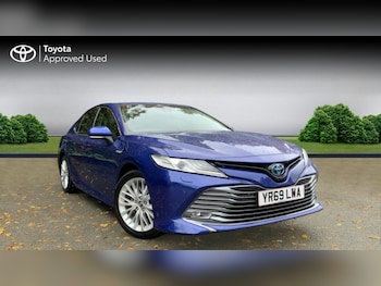 Used Toyota Camry 2019 for sale - 76673730: Photo