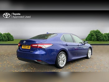 Used Toyota Camry 2019 for sale - 76673730: Photo