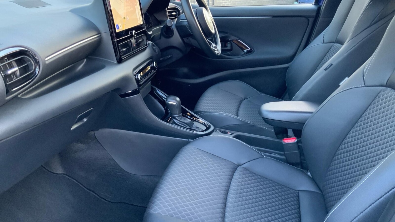 Used Toyota Yaris 2025 for sale - 78135179: Photo 12