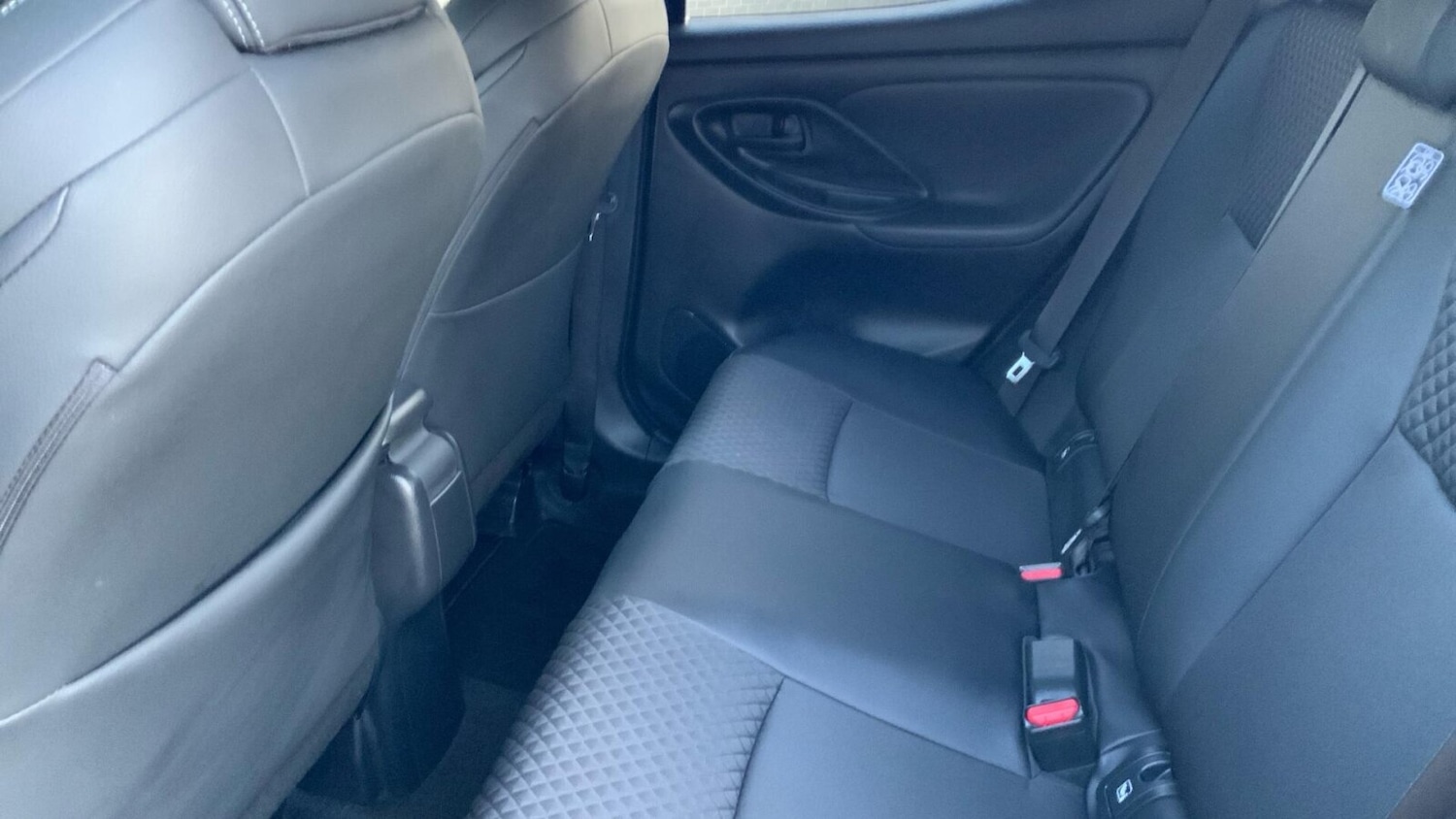 Used Toyota Yaris 2025 for sale - 78135179: Photo 15