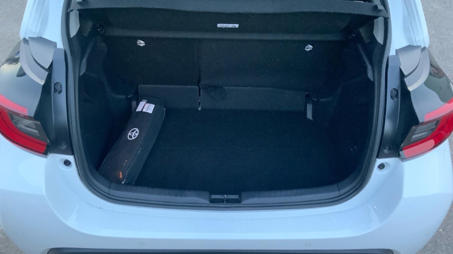 Used Toyota Yaris 2024 for sale - 78198607: Photo 16