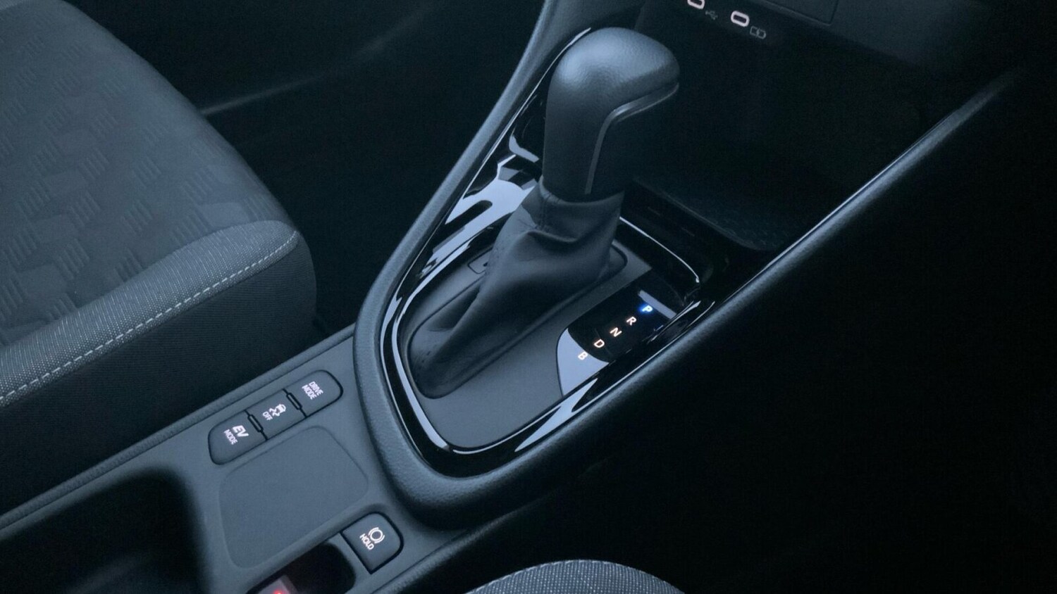 Used Toyota Yaris 2024 for sale - 78198607: Photo 17