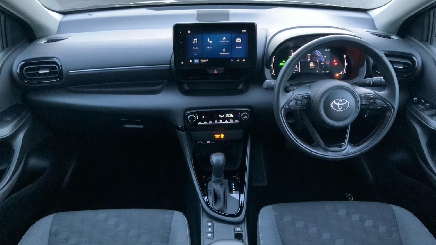 Used Toyota Yaris 2024 for sale - 78198607: Photo 7