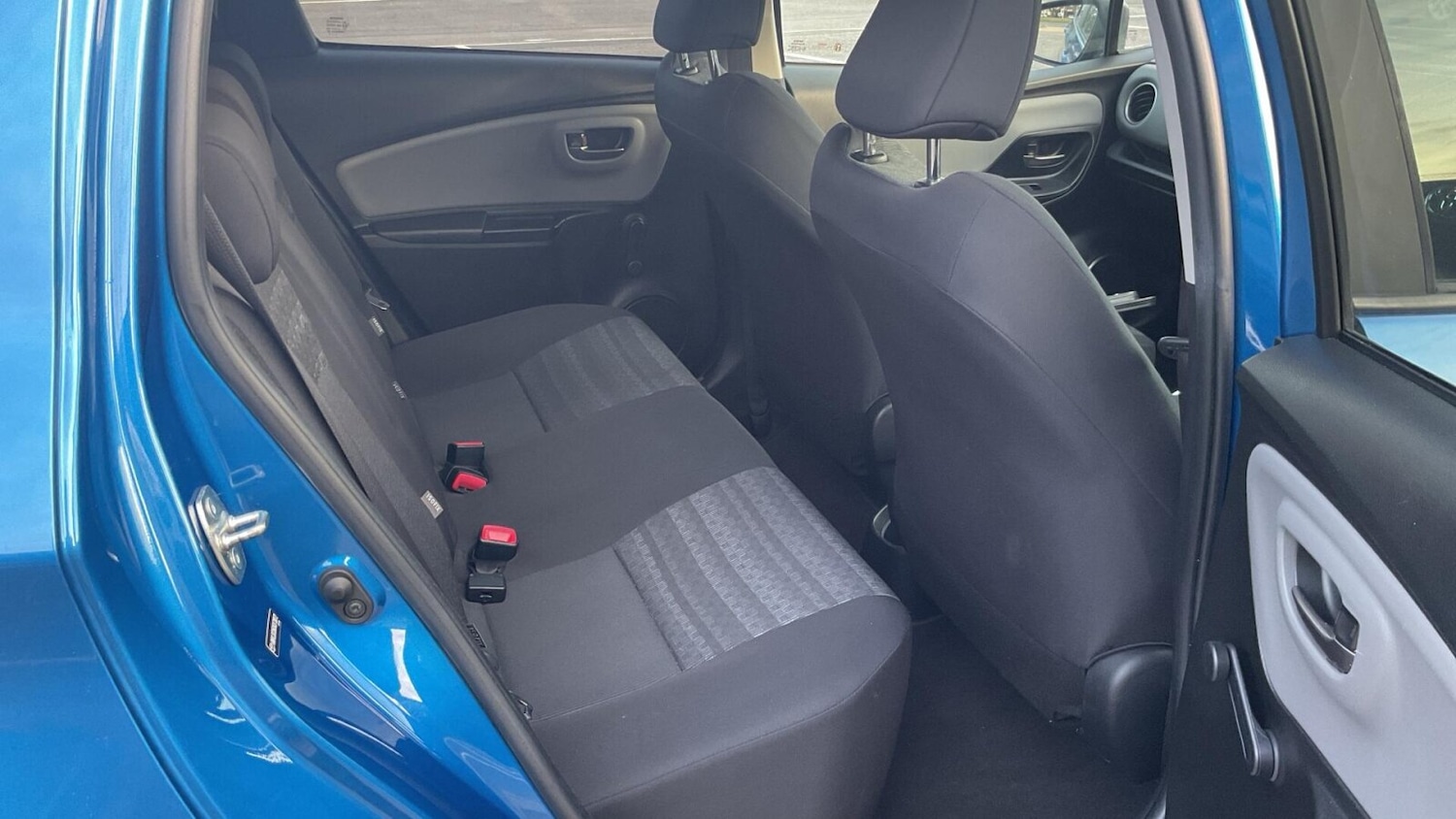 Used Toyota Yaris 2016 for sale - 77903845: Photo 14