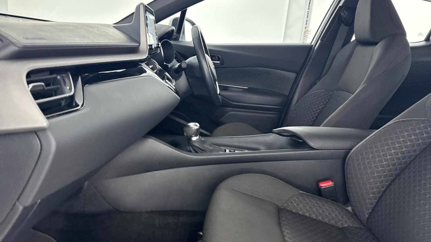 Used Toyota C-HR 2023 for sale - 77528655: Photo 12