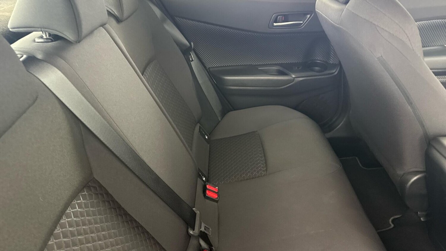 Used Toyota C-HR 2023 for sale - 77528655: Photo 14