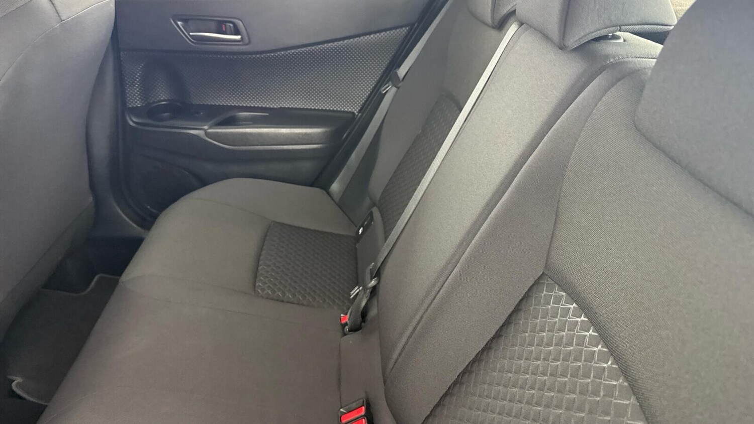 Used Toyota C-HR 2023 for sale - 77528655: Photo 15