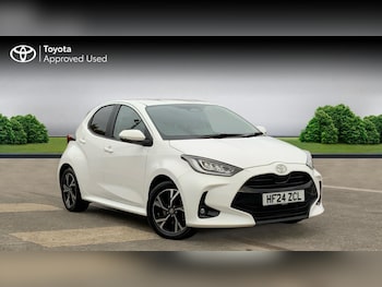 Used Toyota Yaris 2024 for sale - 76677676: Photo