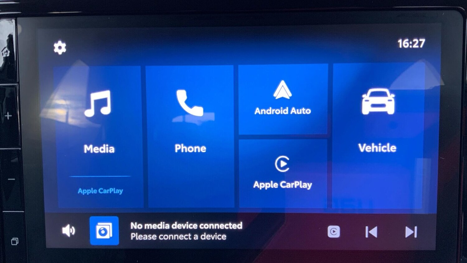 Used Toyota Yaris 2024 for sale - 76677676: Photo 9