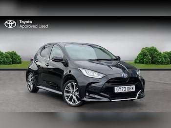 Used Toyota Yaris 2023 for sale - 76676000: Photo