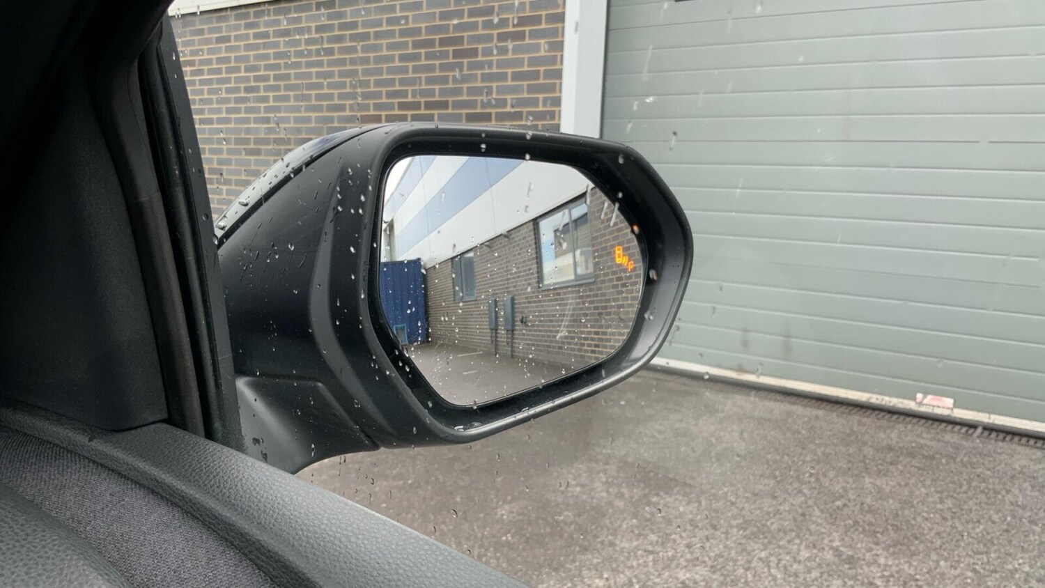 Used Toyota Yaris 2023 for sale - 76676000: Photo 25