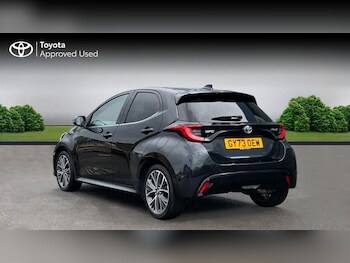 Used Toyota Yaris 2023 for sale - 76676000: Photo