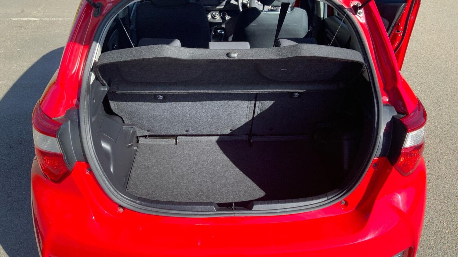 Used Toyota Yaris 2018 for sale - 78169237: Photo 13