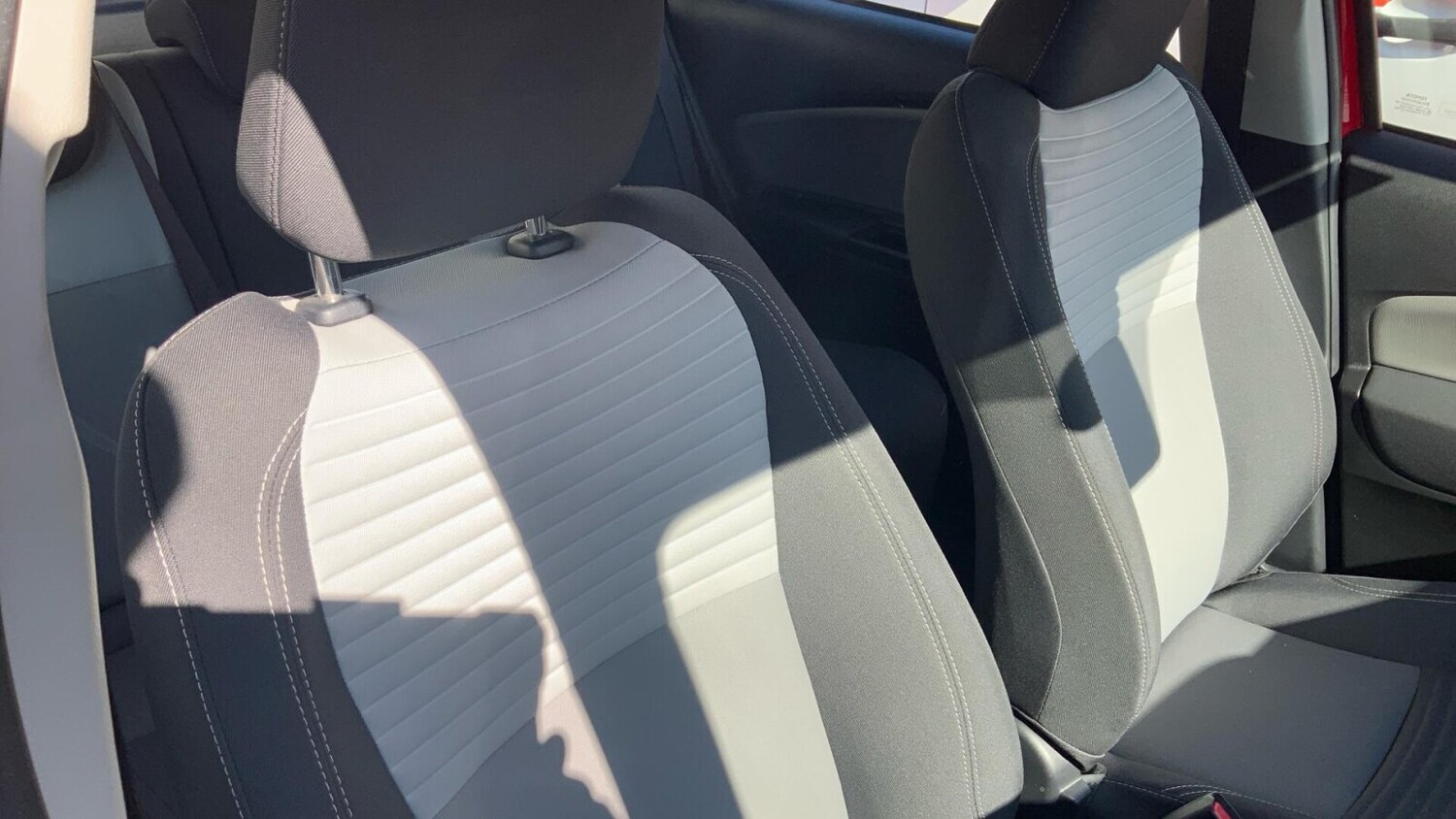 Used Toyota Yaris 2018 for sale - 78169237: Photo 19