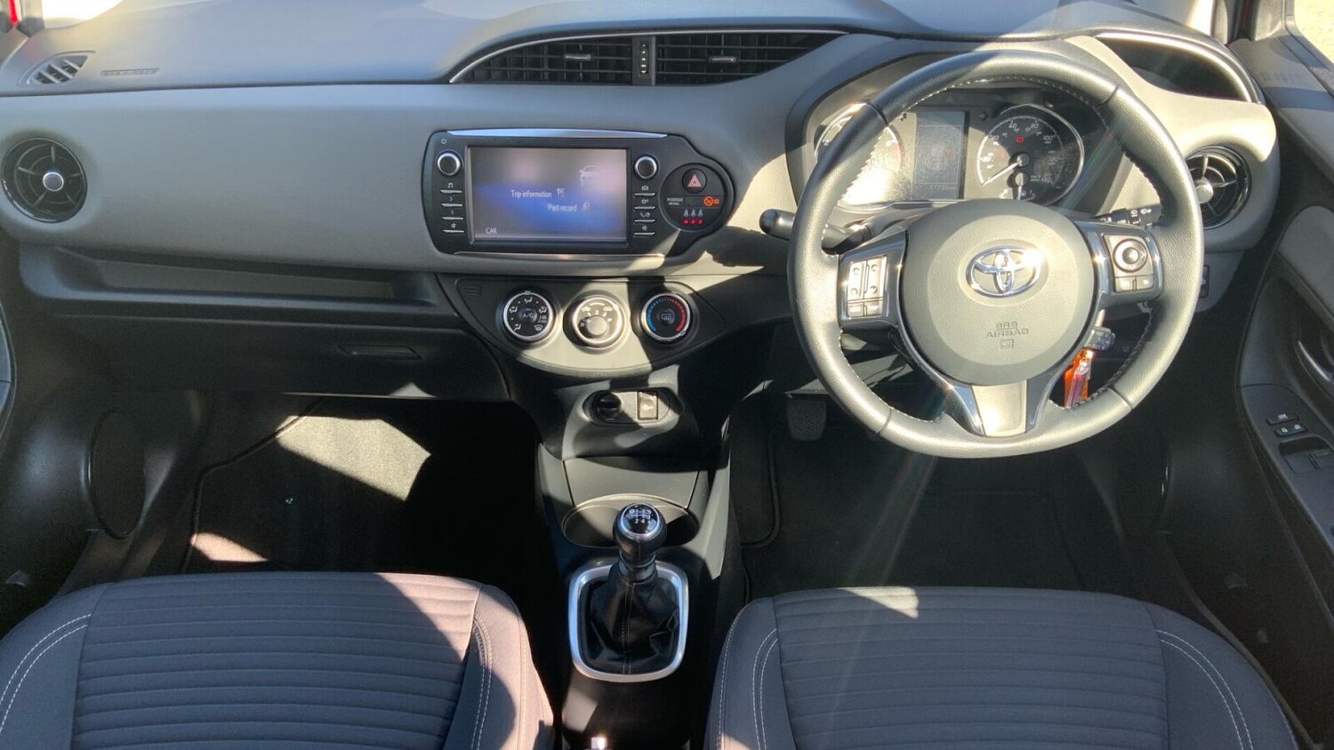 Used Toyota Yaris 2018 for sale - 78169237: Photo 6