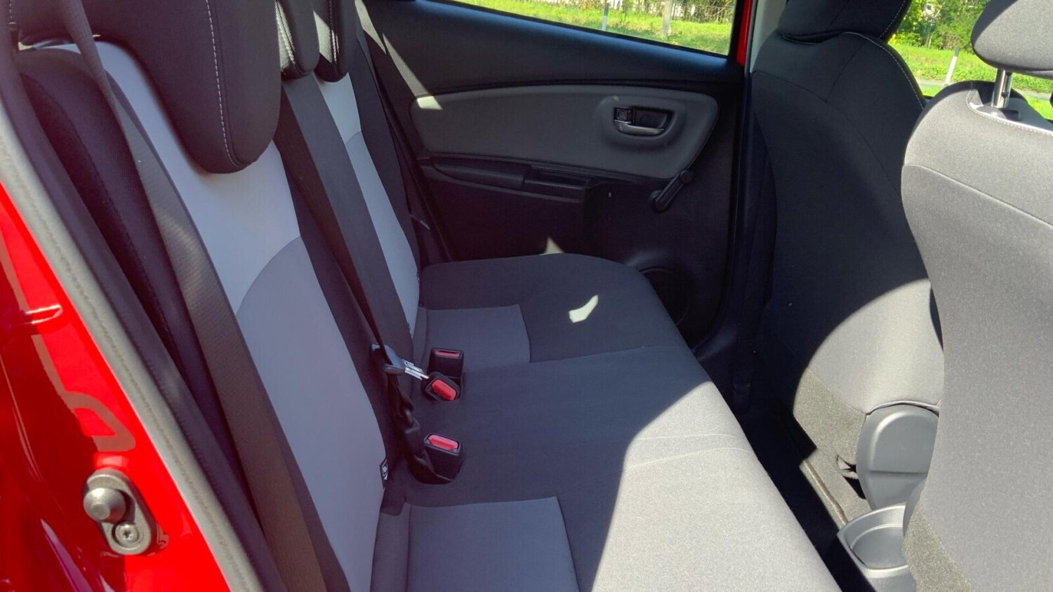 Used Toyota Yaris 2018 for sale - 78169237: Photo 8